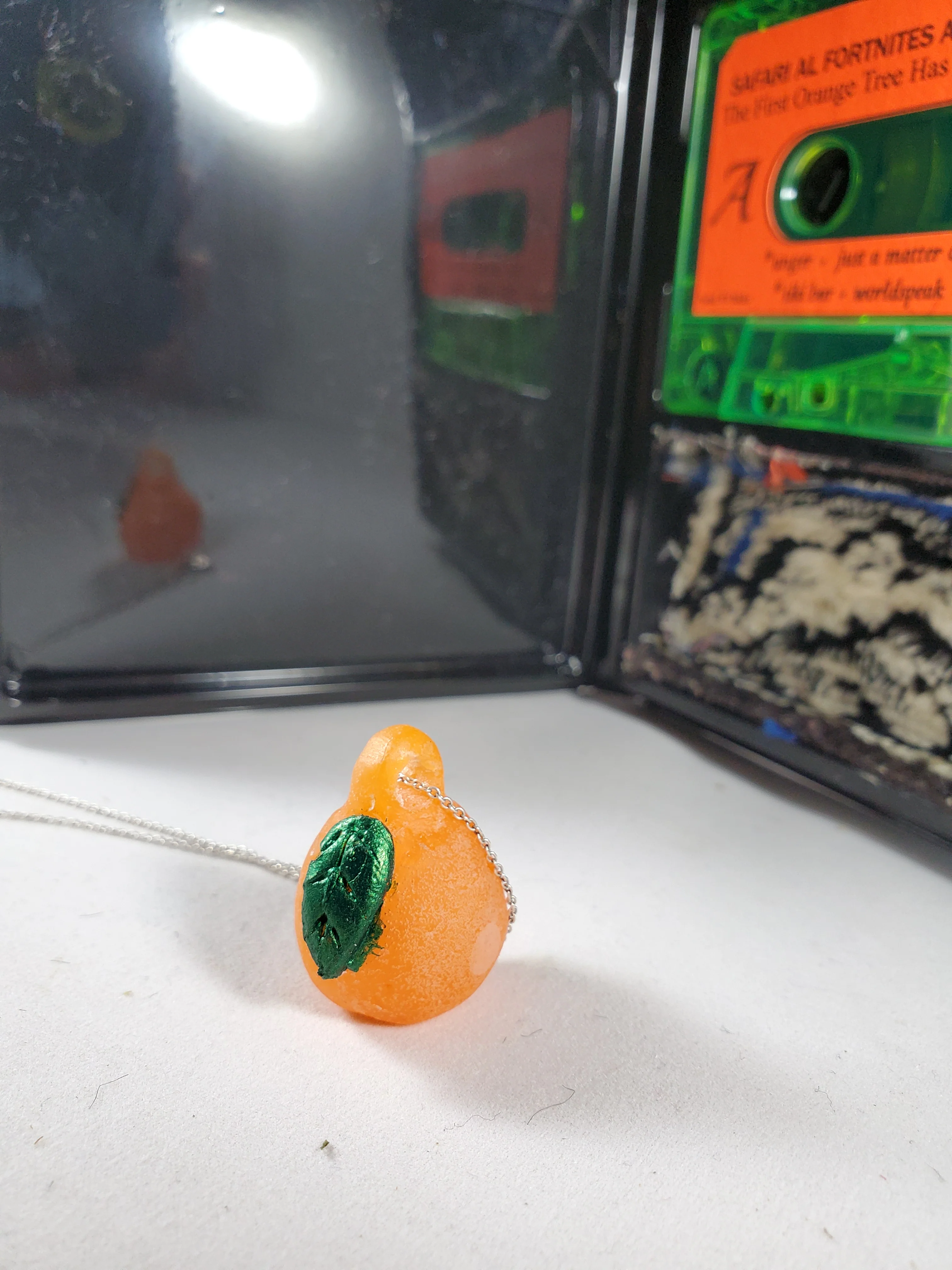SAFARI AL FORTNITES AT THE SCALLOPS HOTEL: The First Orange Tree Has Been Planted in my Room - Image 3